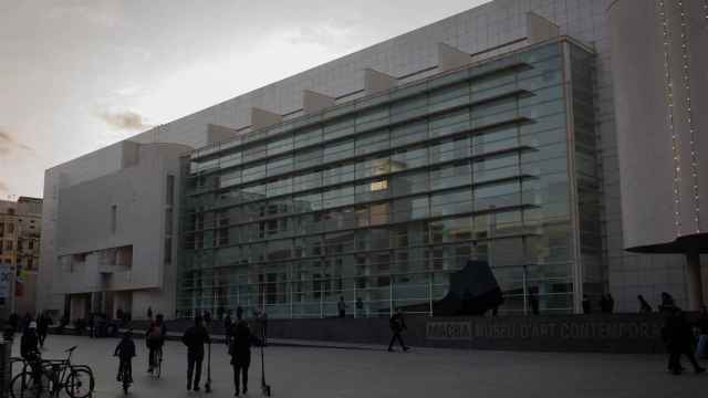 Plaza del Museu d'Art Contemporani de Barcelona (Macba), donde se harán las obras de ampliación del museo)