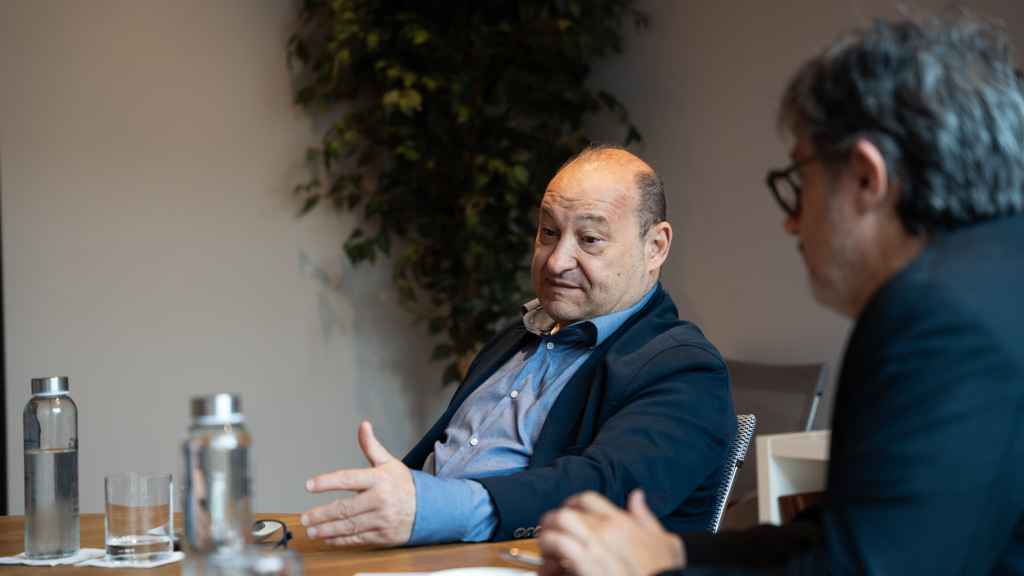 Carlos Ruiz, alcalde de Viladecans, en una entrevista con Metrópoli