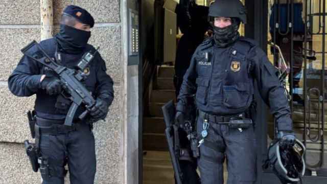 Operativo de los Mossos en la provincia de Barcelona contra un grupo criminal presuntamente dedicado a atracos con coches robados