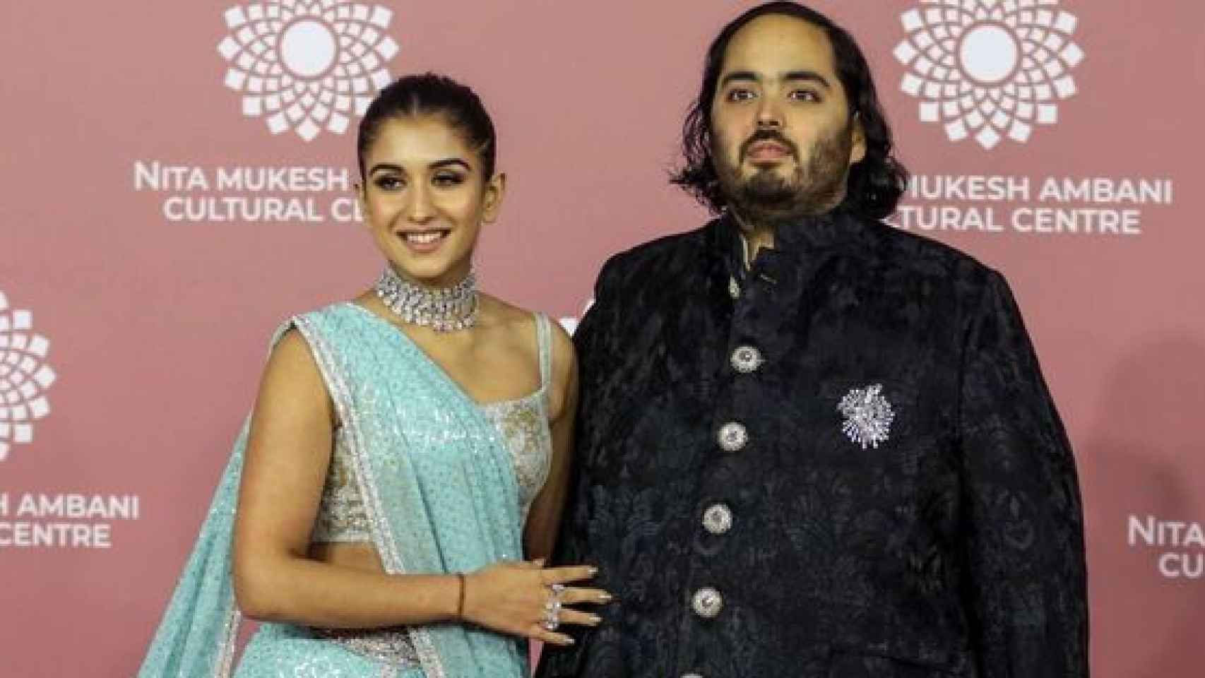 Anant Ambani y Radhika Merchant, en un evento en Bombay