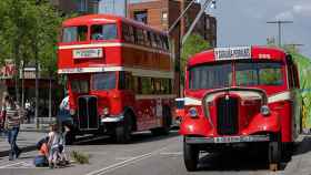 Autobuses clásicos de TMB en una imagen de archivo
