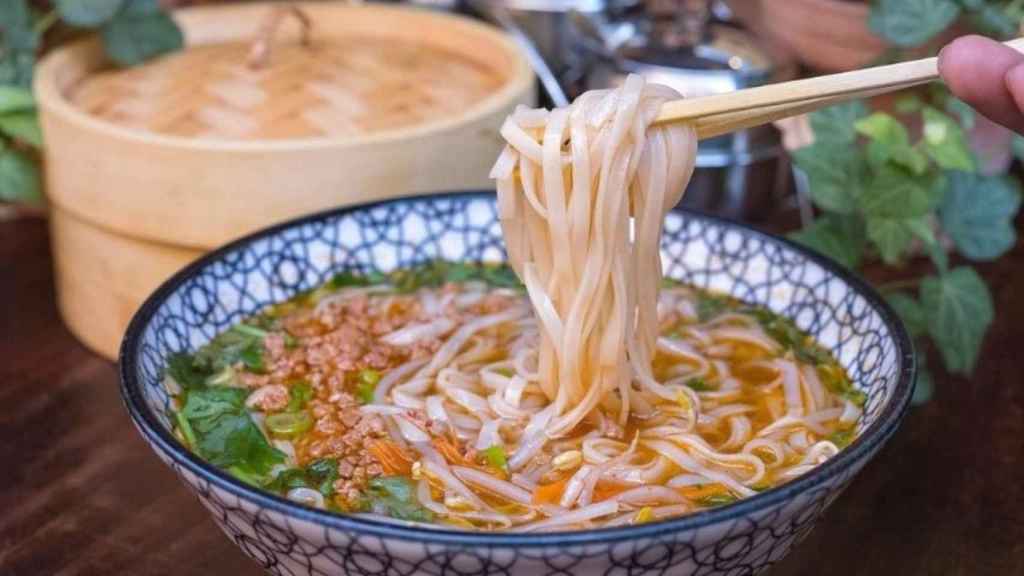 Unos fideos del restaurante L'Ós Panda