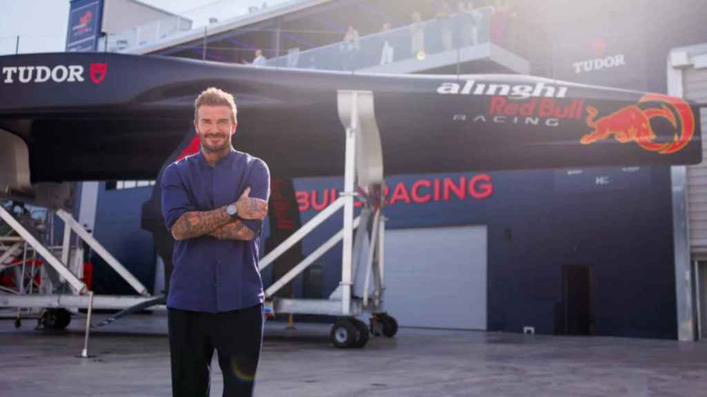 David Beckham visita la sede de Redbull por la Copa América