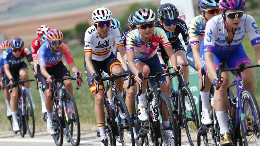 Participantes de la Vuelta Ciclista Femenina 2024