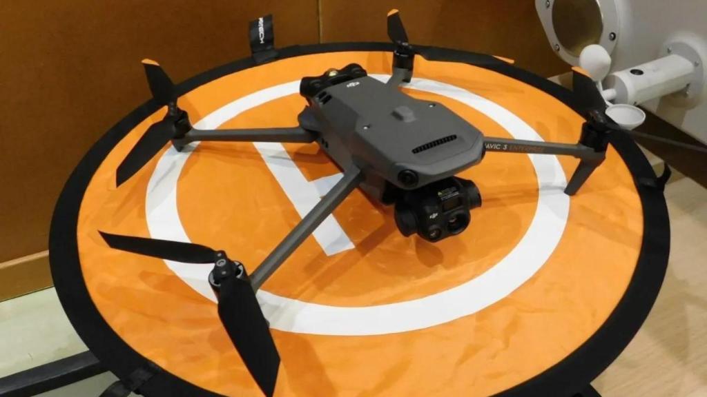 Uno de los drones expuestos en las jornadas de Santa Coloma