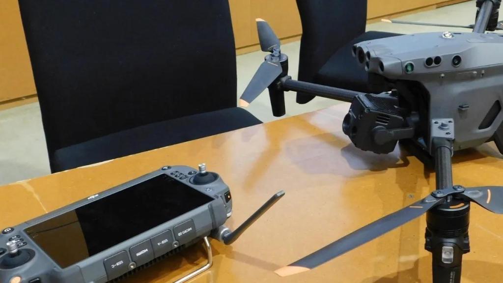 Uno de los drones expuestos en la jornada policial de Santa Coloma