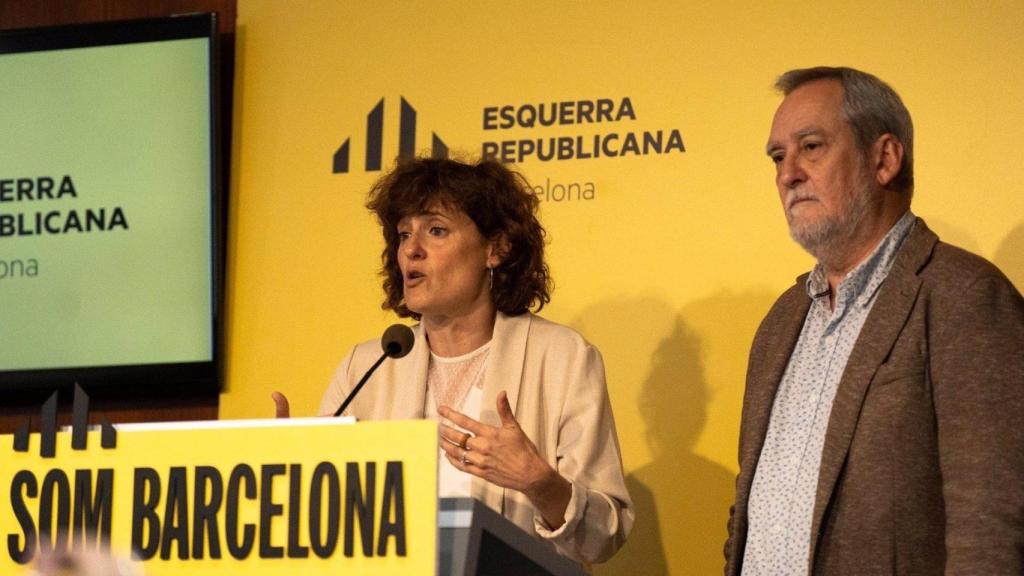 La presidenta de la federación de ERC Barcelona, Eva Baró, y el secretario general, Antoni Vidal