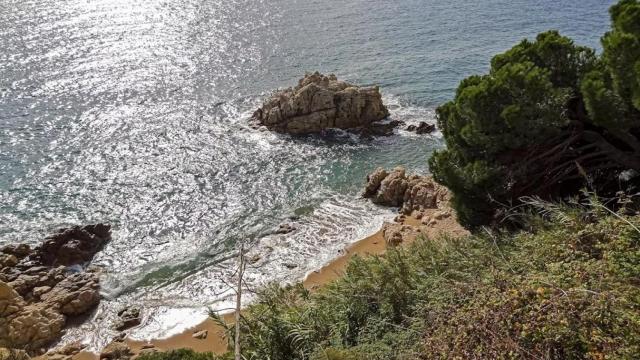 Una de las calas de Sant Pol de mar