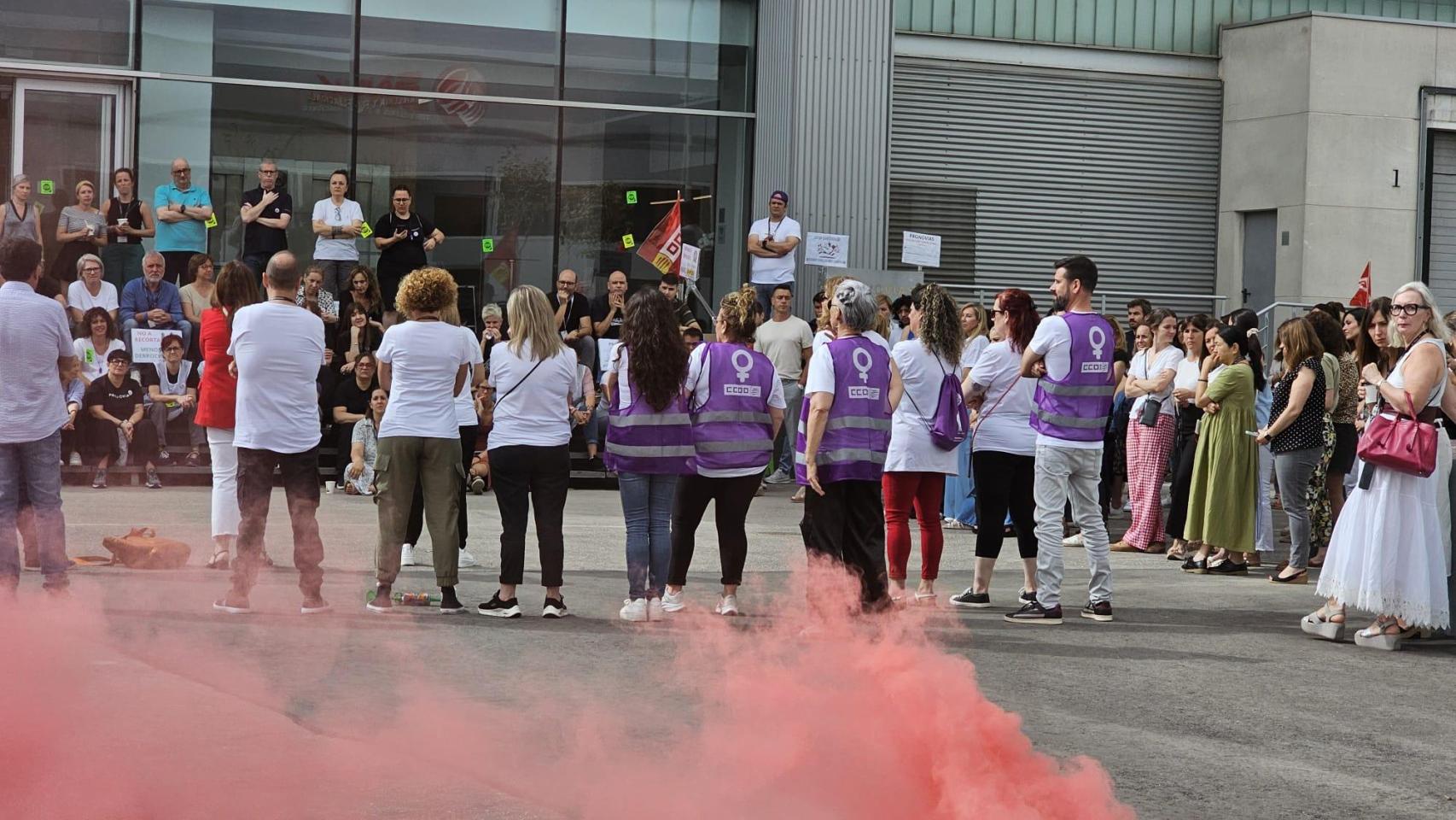 Manifestación de la plantilla de Pronovias en El Prat