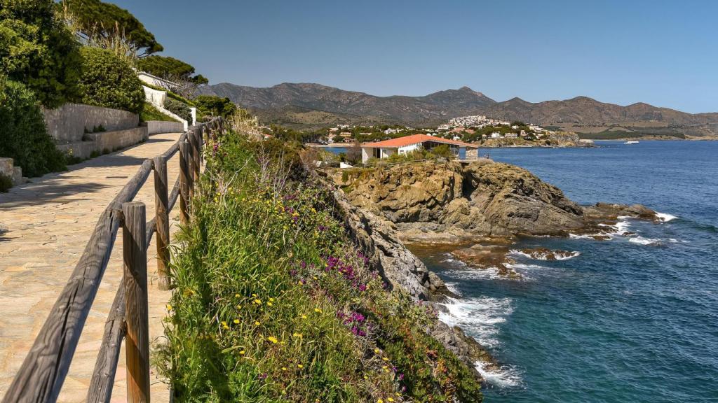 El Camí de Ronda de Llançà al Port de la Selva