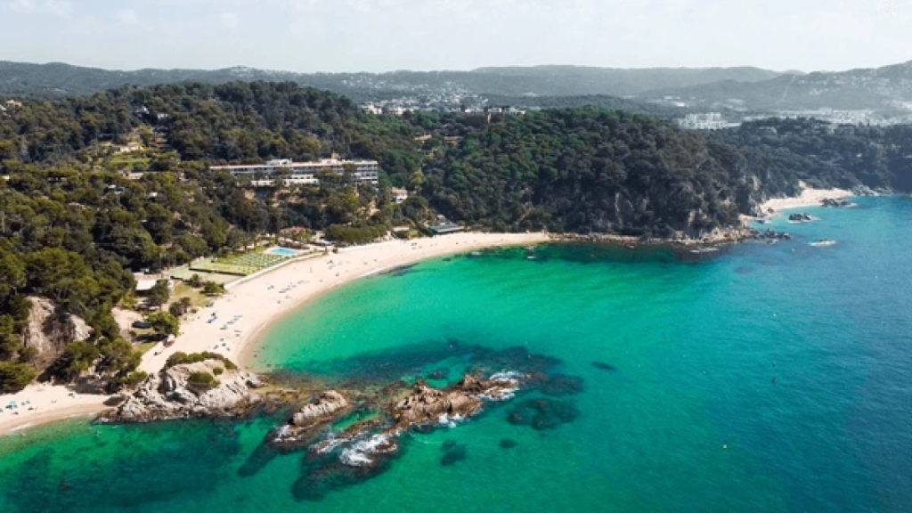 Panorámica de la cala Santa Cristina, Lloret de Mar