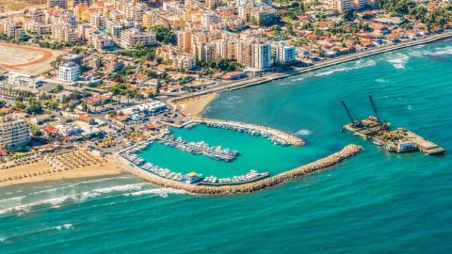 Vista aérea de la ciudad de Larnaca