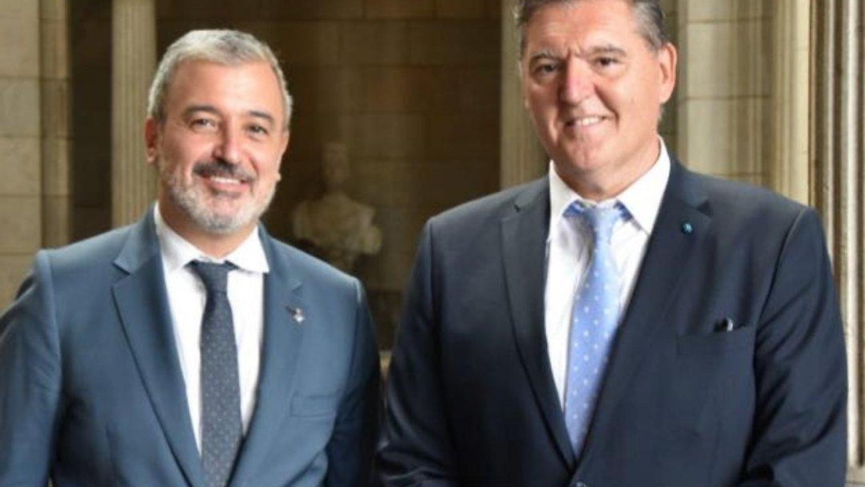 Jaume Collboni y Pau Solanilla, en una imagen en el Ayuntamiento