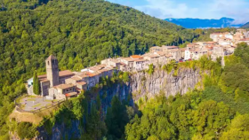 Castellfolit de la Roca