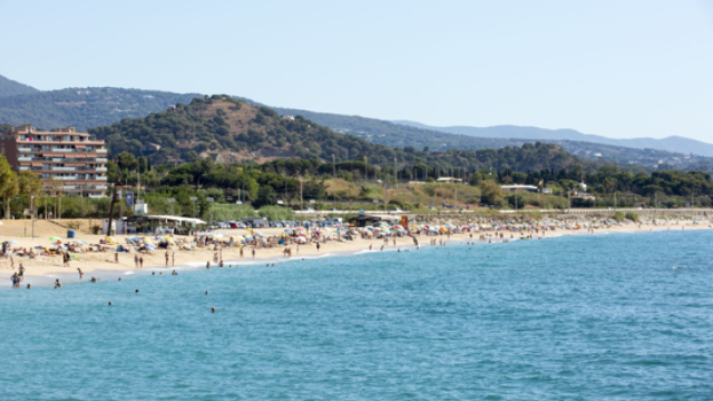 Playa de Sant Simó, Mataró, en la comarca del Maresme