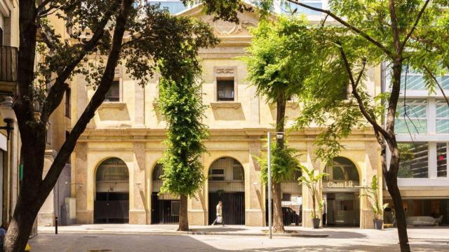 fachada del hotel Casa Lit de Barcelona