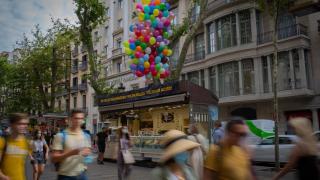 Barcelona desalojará a la fuerza los quioscos de helados y souvenirs de la Rambla si no entregan las llaves