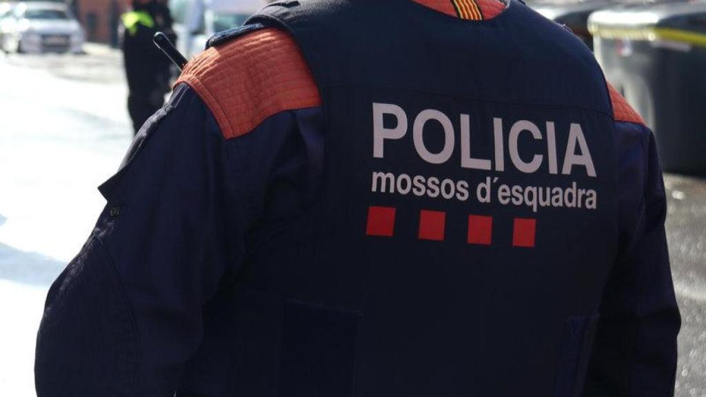 Un agente de los Mossos d'Esquadra