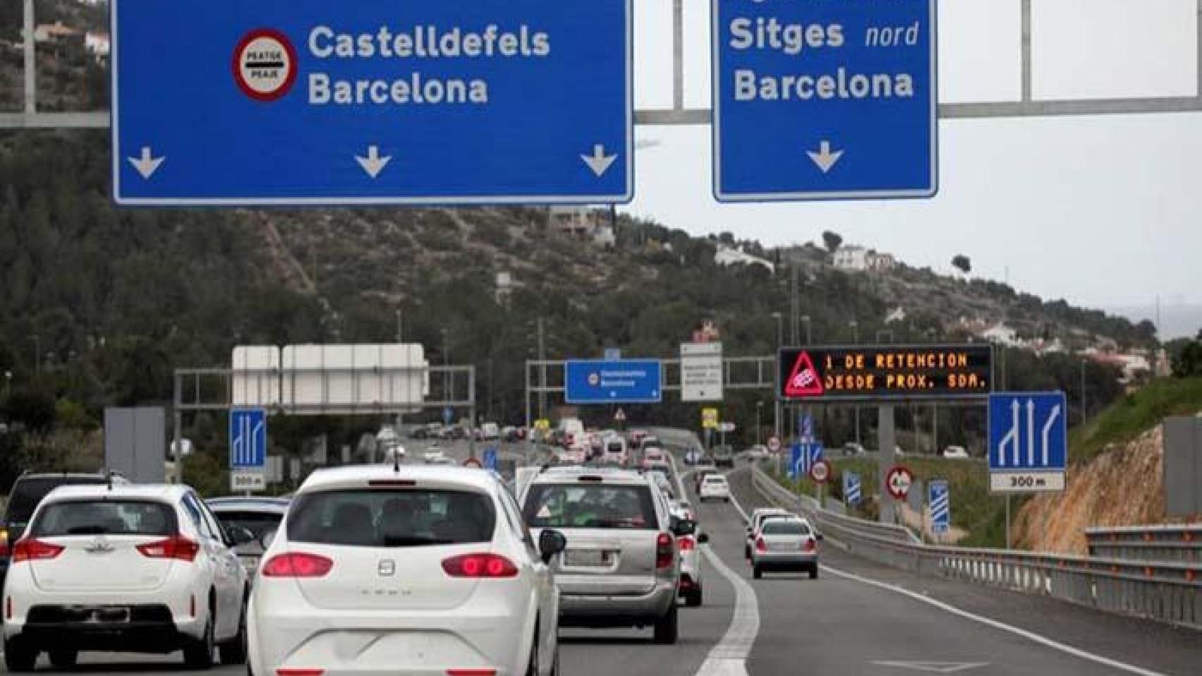 Retenciones de coches en una imagen de archivo