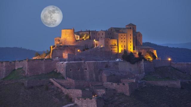 Castillo medieval de Cardona, reconvertido en un Parador