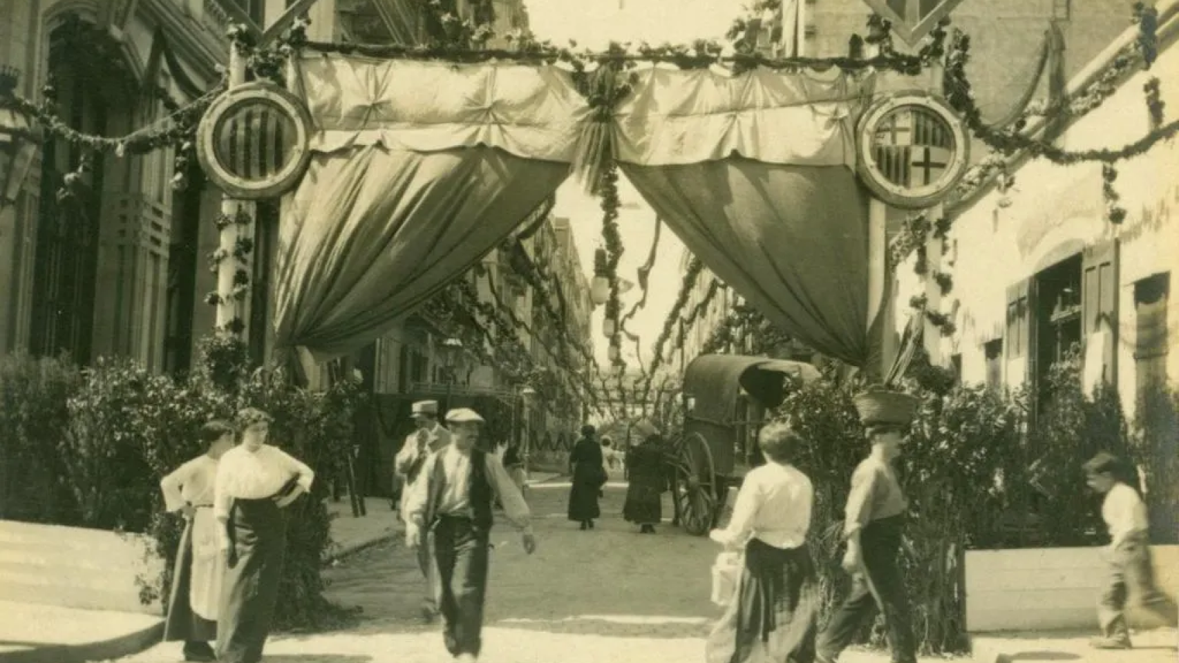 Imagen de archivo de las Fiestas de Gràcia en el carrer de Bonavista en 1880