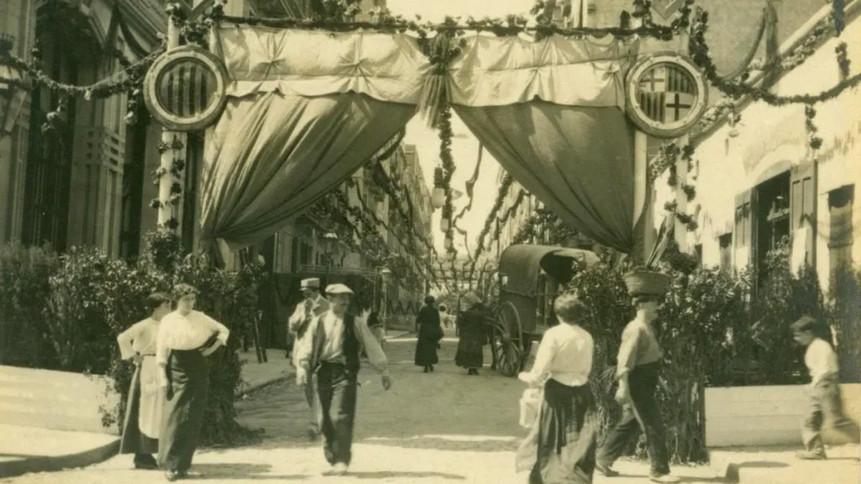 Imagen de archivo de las Fiestas de Gràcia en el carrer de Bonavista en 1880