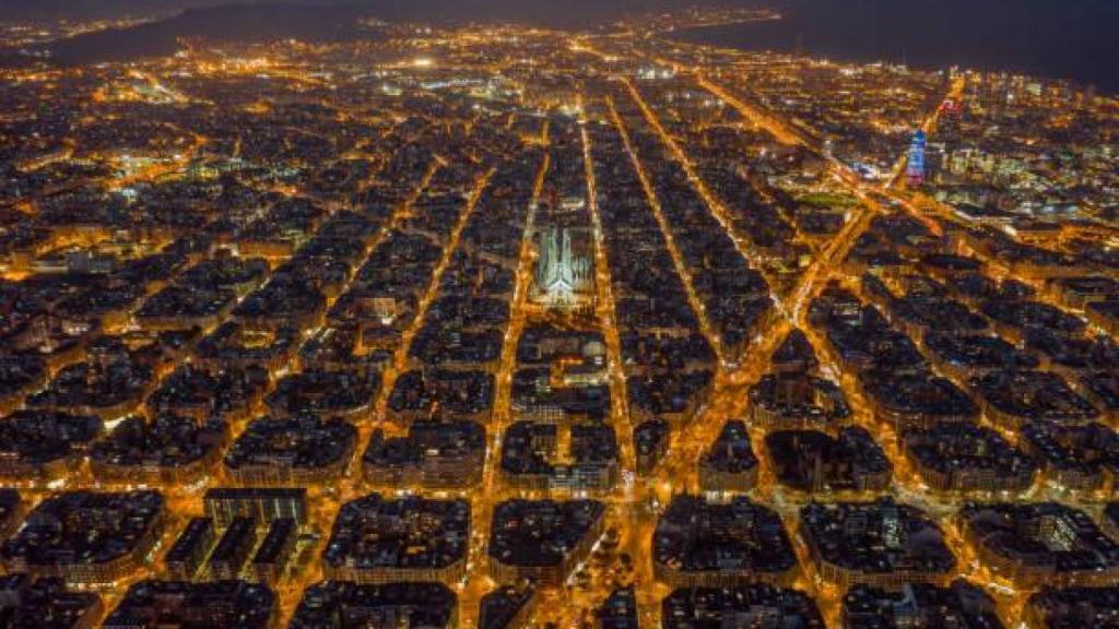 Panorámica de Barcelona por la noche