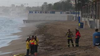 Una mujer muerta en la playa de Badalona tras ser arrastrada por la tormenta