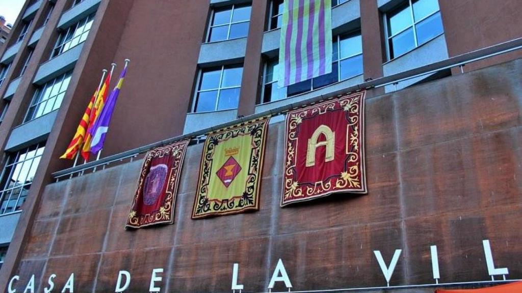 Fachada del Ayuntamiento de Sant Adrià de Besòs