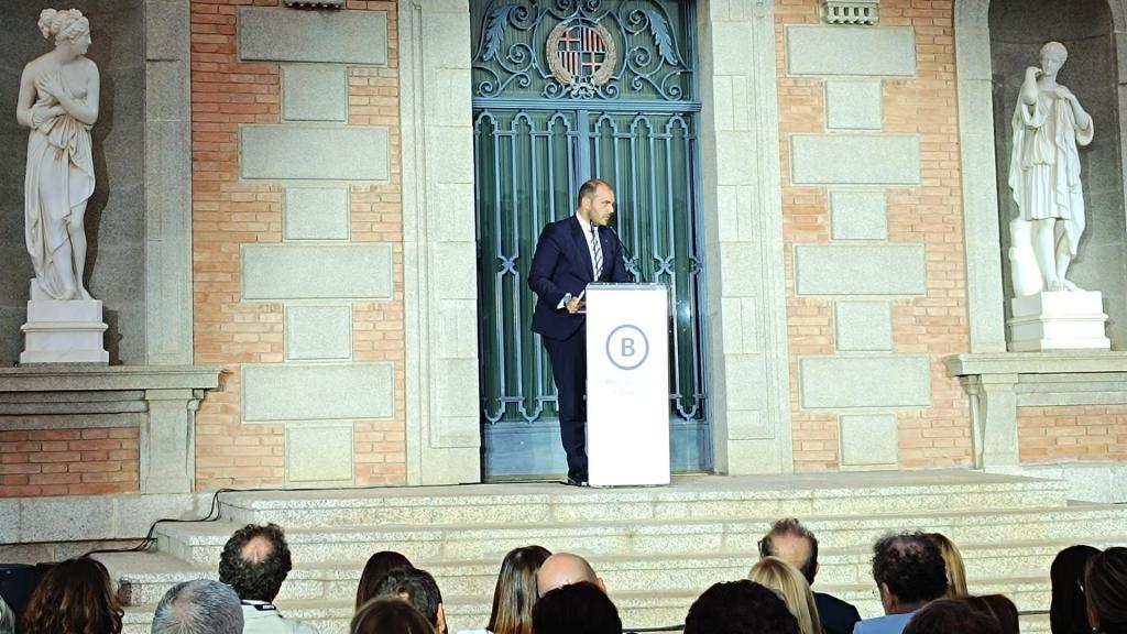 El conseller de Presidencia de la Generalitat, Albert Dalmau, durante su intervención en el 'Hola Barcelona! Cocktail'