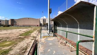 El Sant Adrià C.F., olvidado: instalaciones abandonadas en el campo municipal del Besòs-Trajana