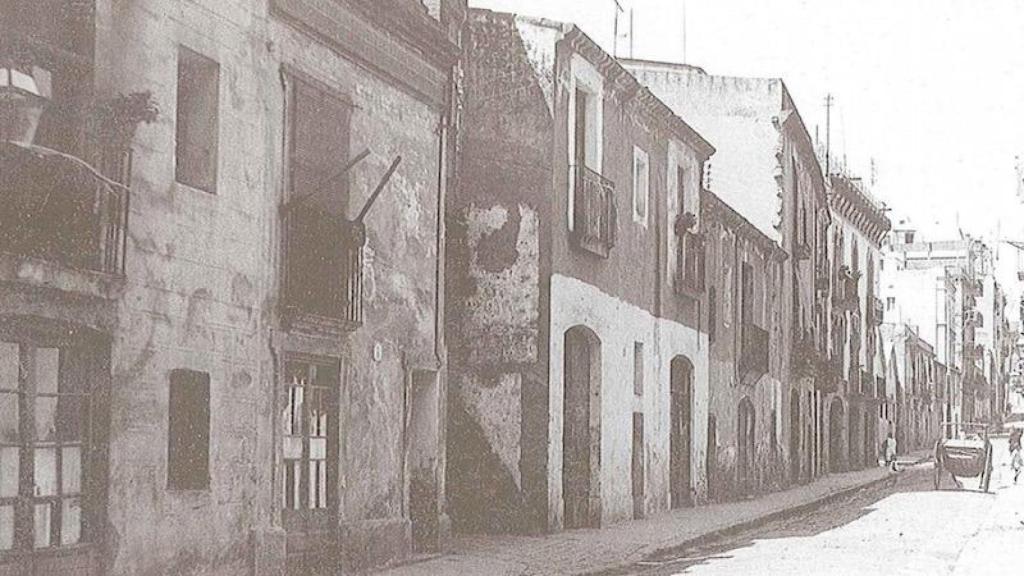 Imagen de archivo de la calle del Sant Crist del barrio de Sants de Barcelona