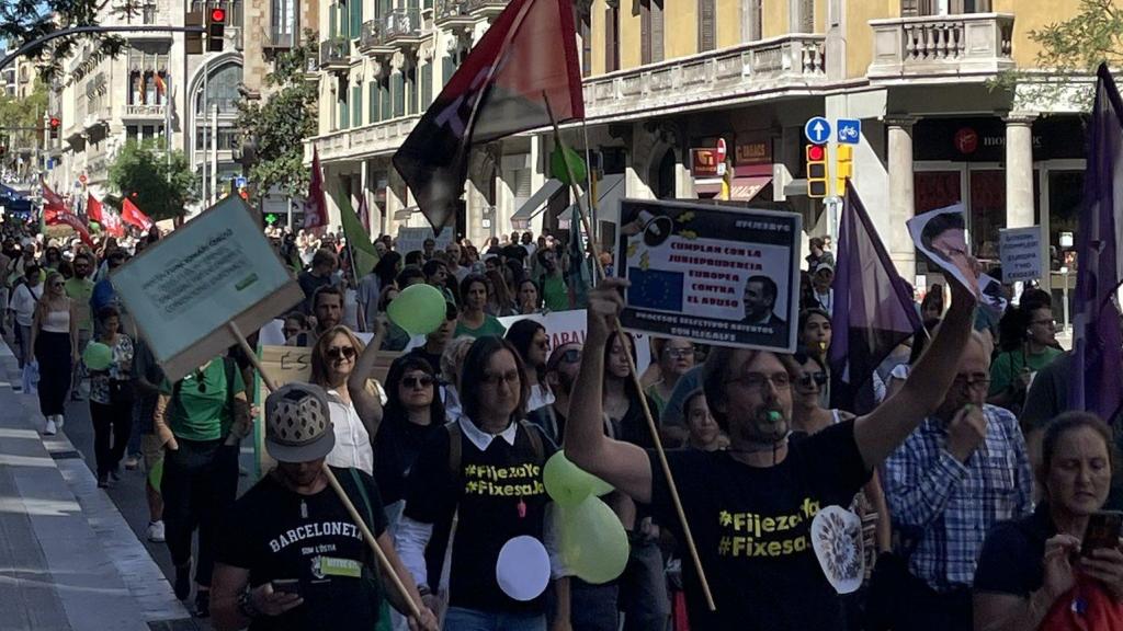 Los interinos en la manifestación de Barcelona este sábado 28 de septiembre