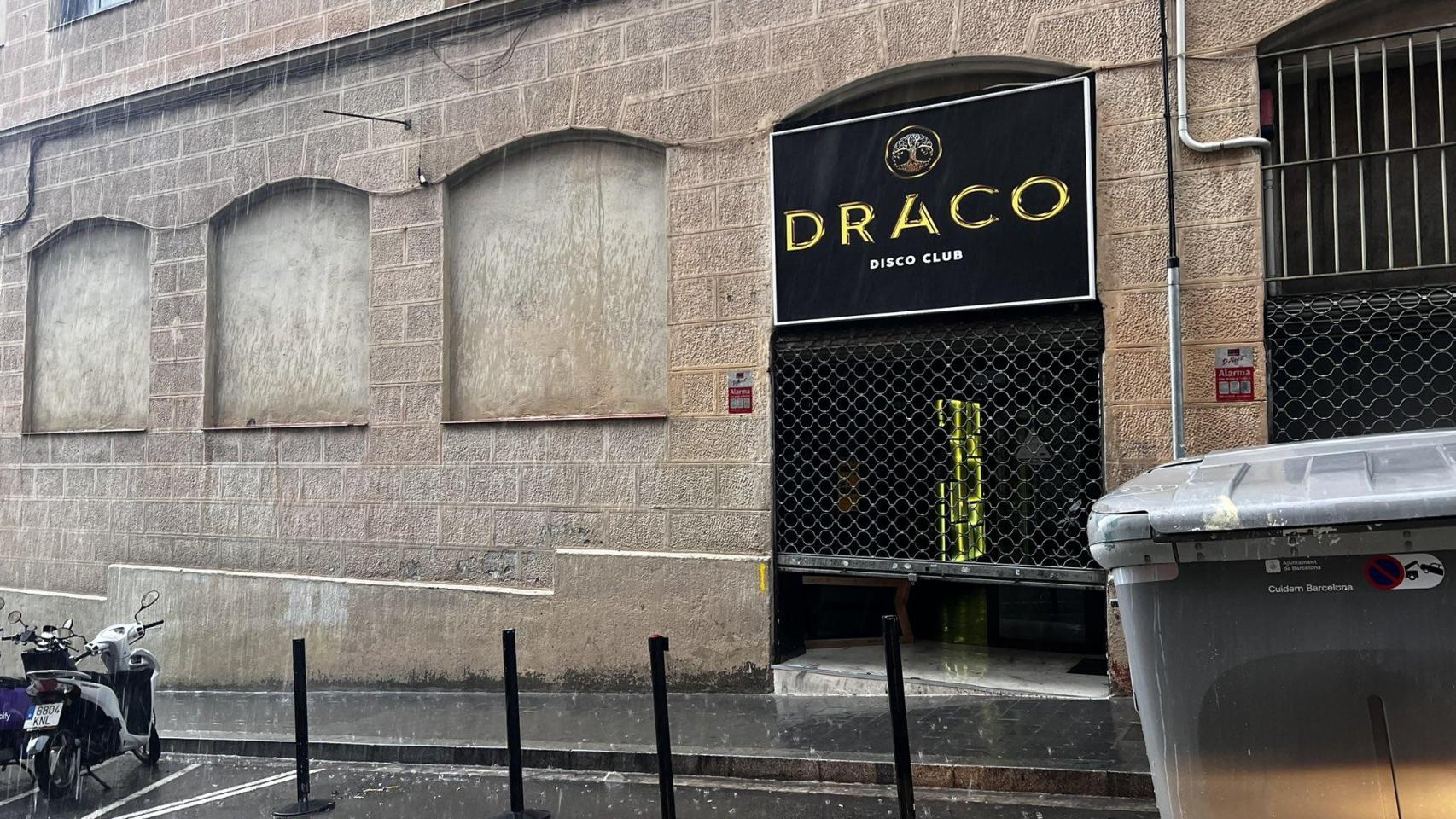 Exterior de la discoteca Draco de Gràcia