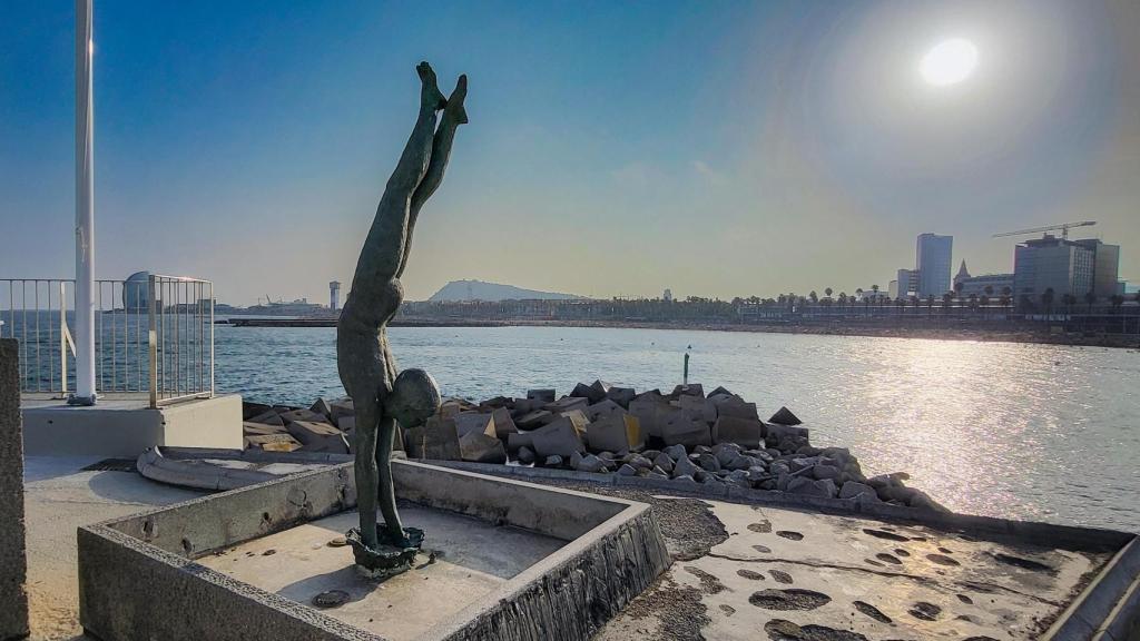 La escultura del Port Olímpic