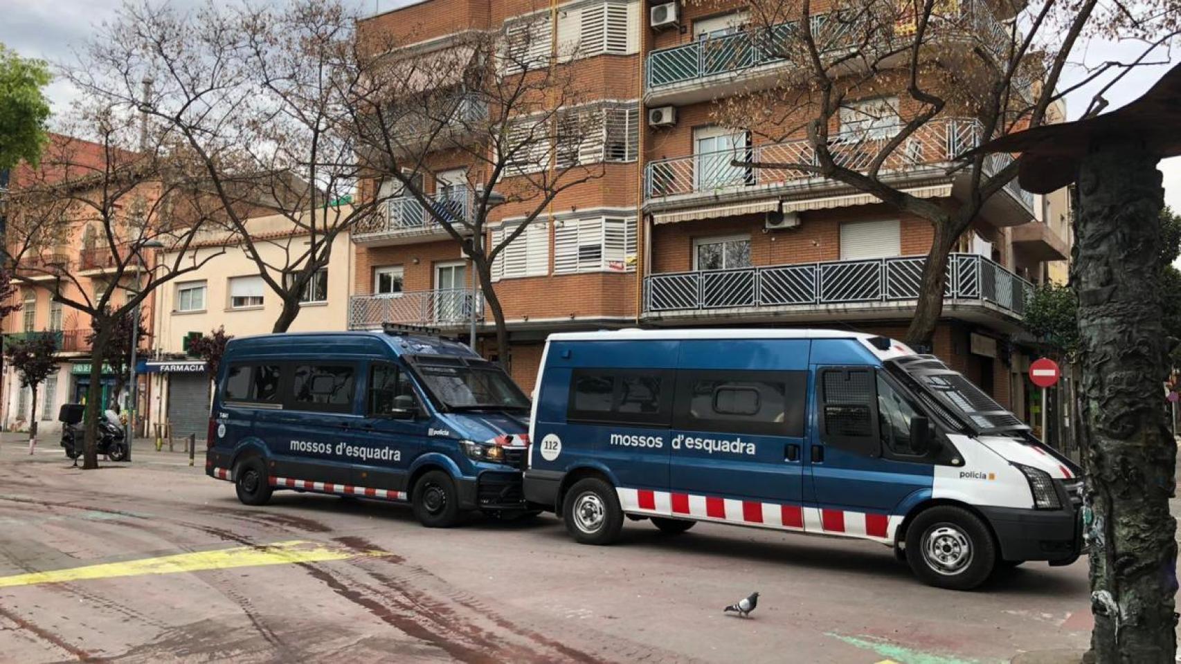 Mossos d'Esquadra en el barrio de Sant Roc