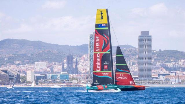 El barco de Emirates Team New Zealand