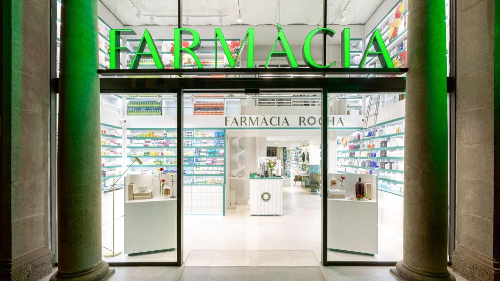 Fachada de la Farmacia Rocha de Barcelona