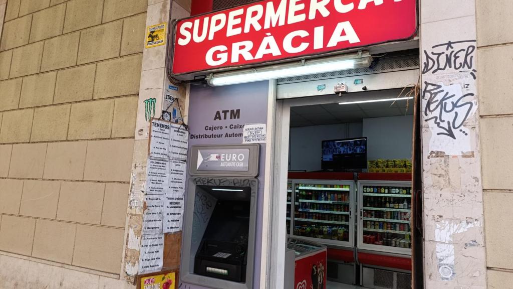 Uno de los denominados autoservicios de Gràcia