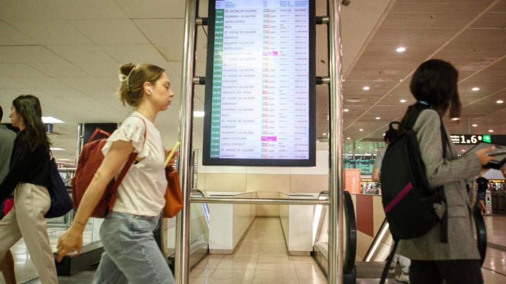 Pantallas de Renfe de la estación de Sants de Barcelona