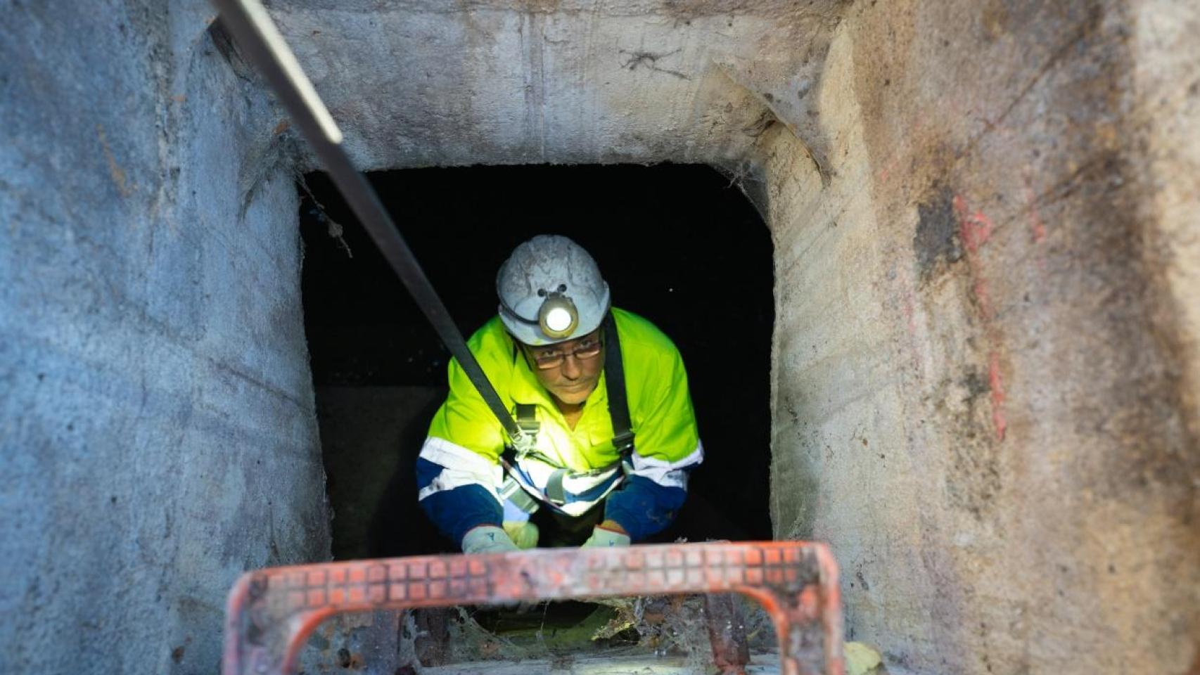 Obras en el alcantarillado de Barcelona