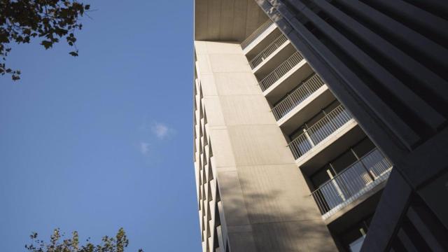 El nuevo edificio destinado a alquiler social construido en el barrio de Poblenou