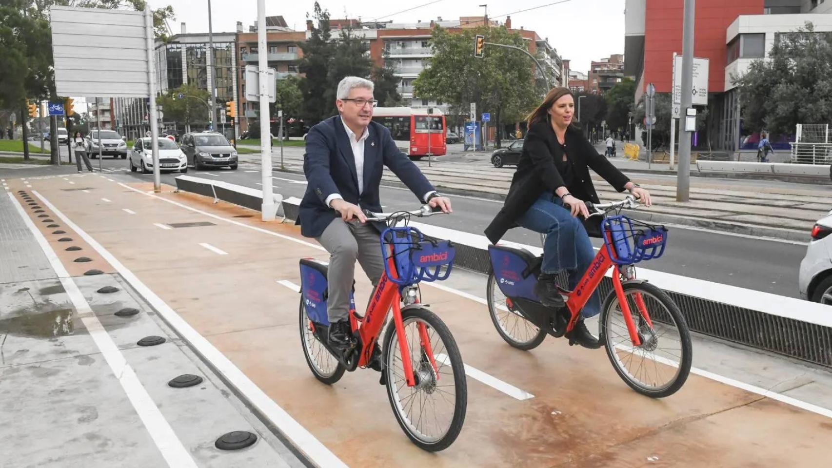 Inaugurada la ampliación del Pont d'Esplugues para conectar los carriles bici