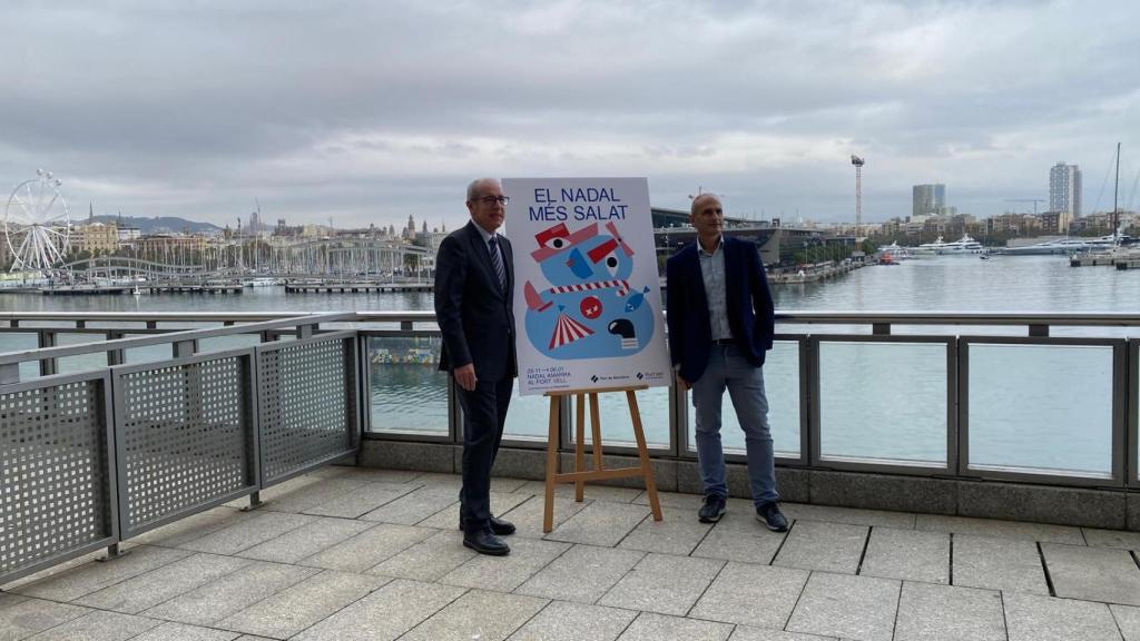 El presidente del Port de Barcelona, José Alberto Carbonell y el director del Port Vell, David Pino presentan el poster de la sexta edición de Nadal al Port