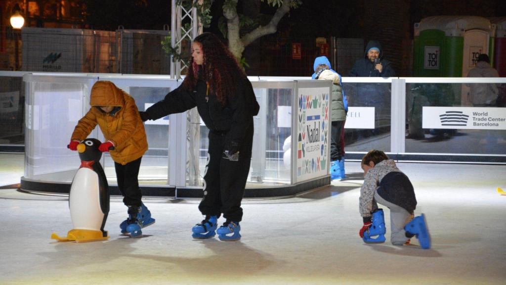 Una pista de hielo en una imagen de archivo