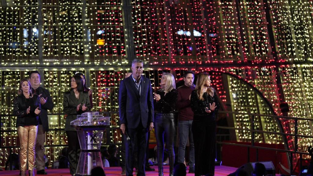 El alcalde de Badalona, Xavier García Albiol, durante el homenaje a Valencia