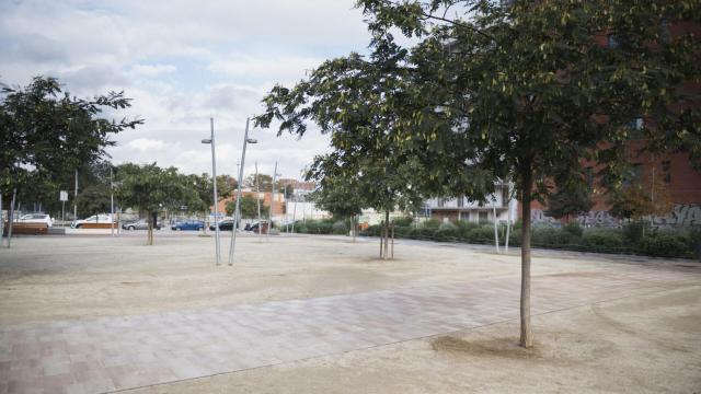 La nueva plaza en la Verneda