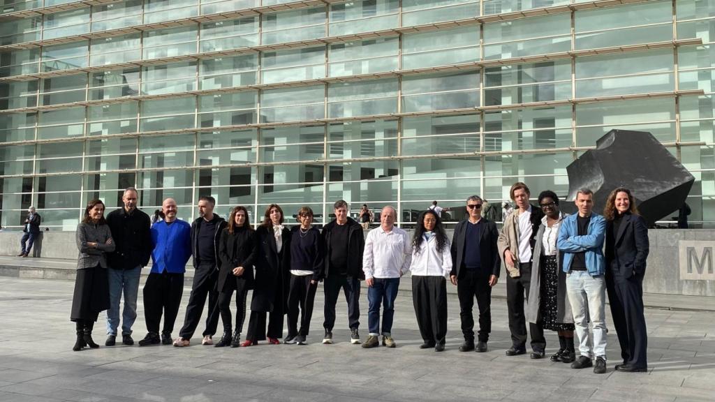 Los ganadores y el jurado del Premio de la Fundación MACBA