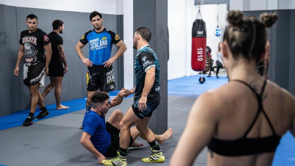 Isabel Calvo, campeona mundial de MMA amateur, durante su entreno en Uppercut