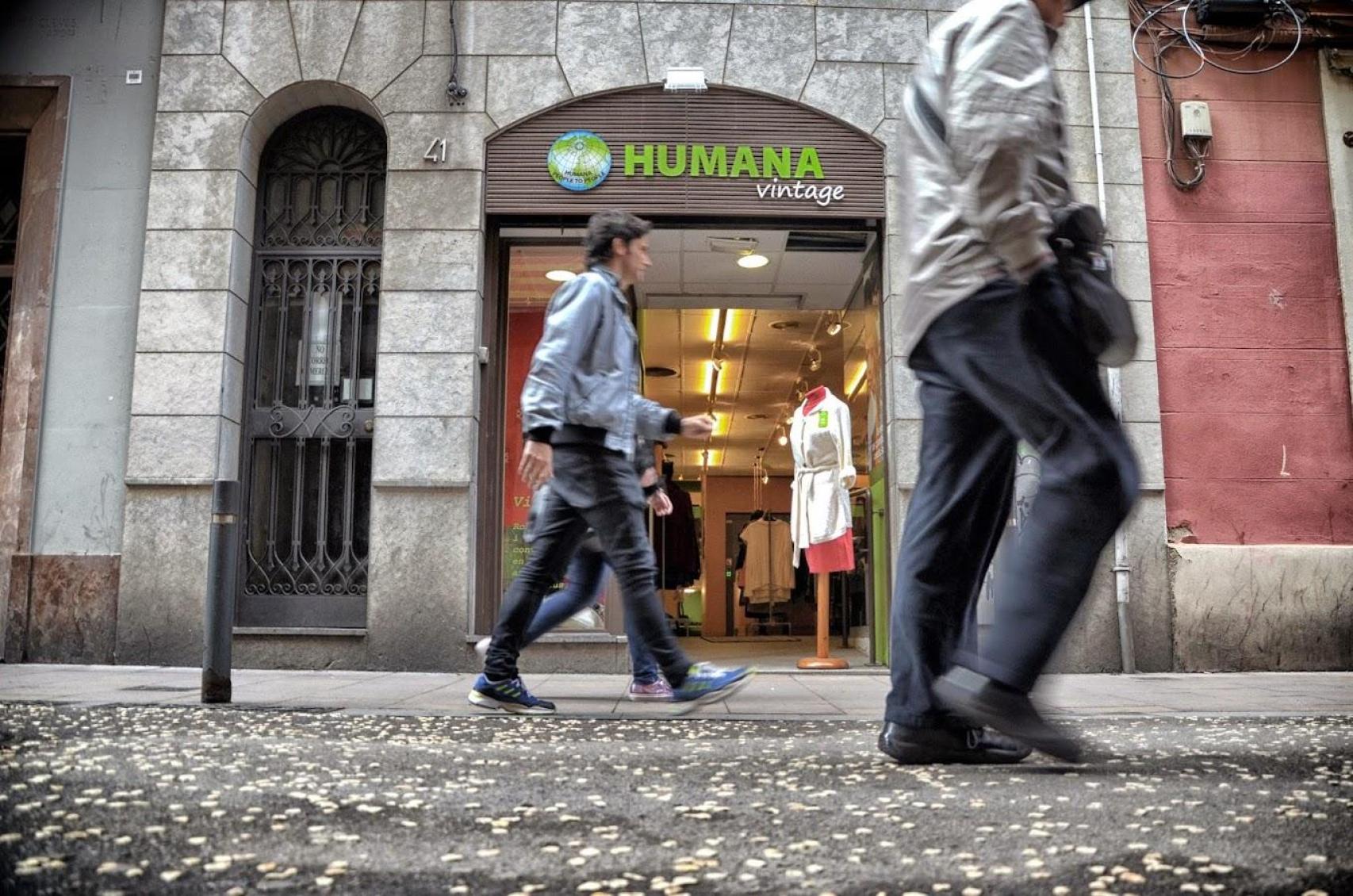 Tienda Humana de la calle Asturias, en el barrio de Gràcia